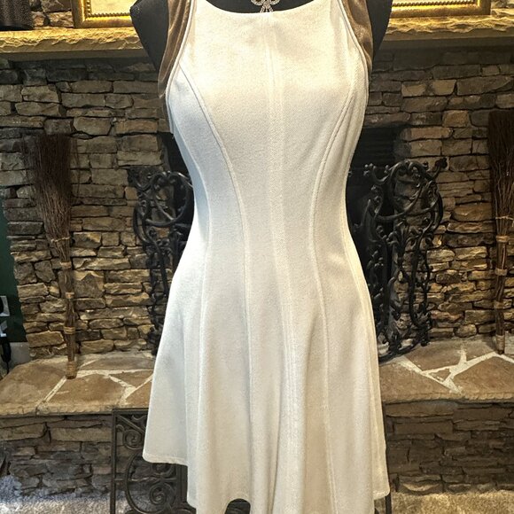 Jessica Simpson Cream Sleeveless Flared Dress w/Pockets and Suede trim Sleeves - Picture 7 of 7